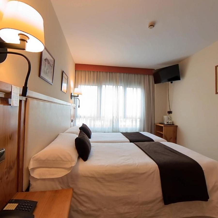 פאס דה לה קאסה Hotel Meta מראה חיצוני תמונה