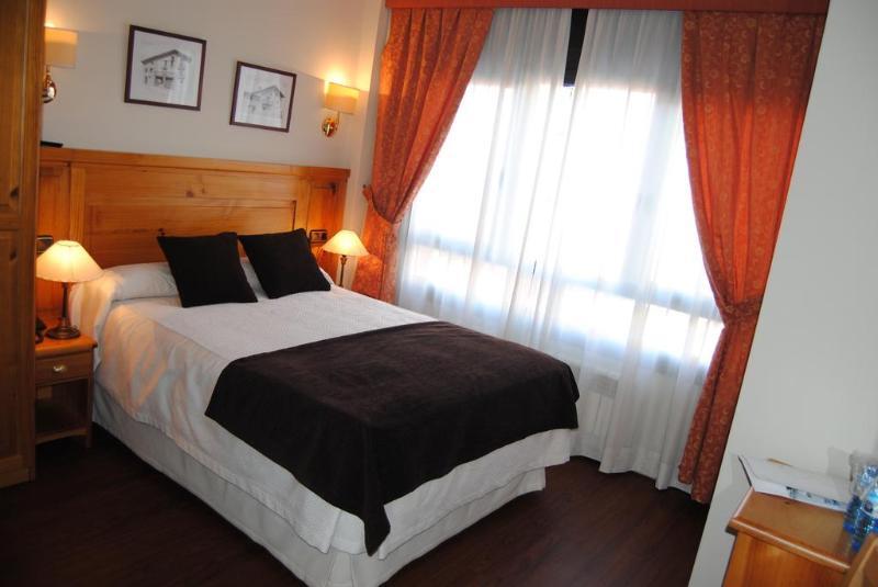 פאס דה לה קאסה Hotel Meta מראה חיצוני תמונה
